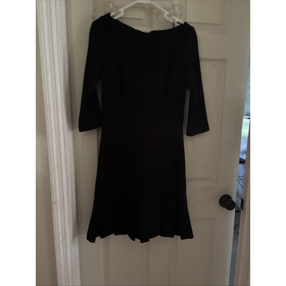 Zara basic black dress Size Medium With Pleat Skirt